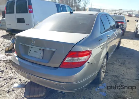 2009 Mercedes-Benz C 300 Luxury/Sport from USA, damaged, VIN WDDGF54X59F225175